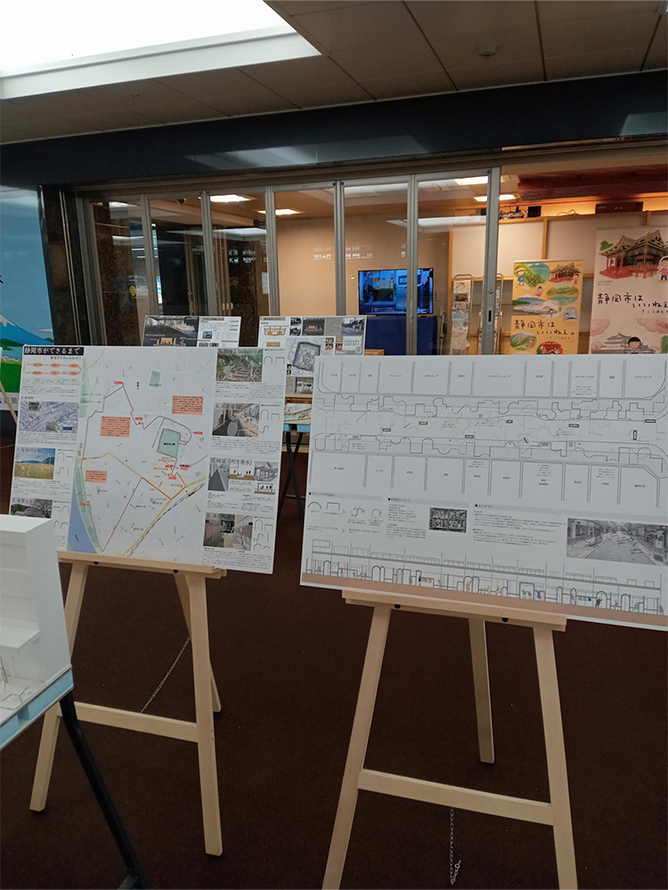 展示の様子の写真