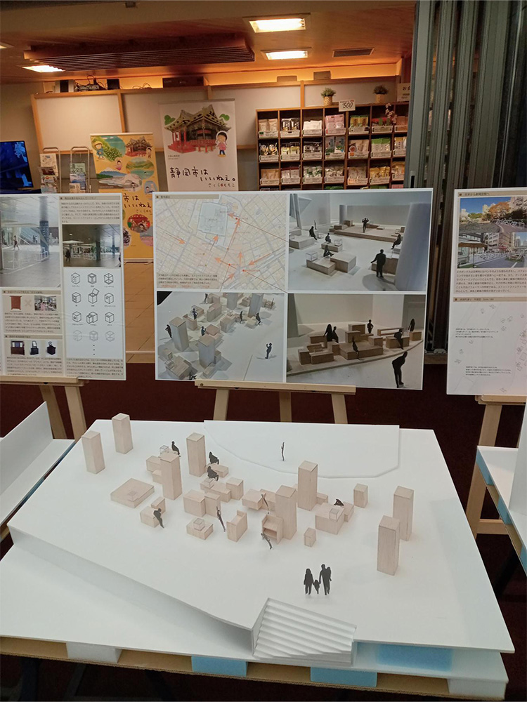 展示の様子の写真