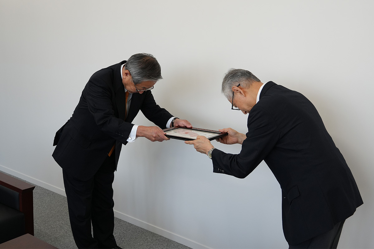 静岡県共同募金会様から感謝状の贈呈