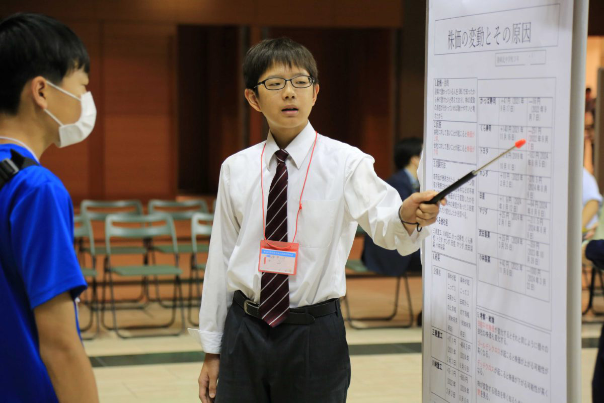 静岡県児童生徒研究発表会参加者の様子2