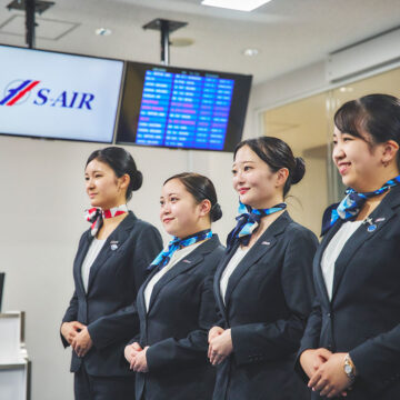 搭乗実習室の学生たち