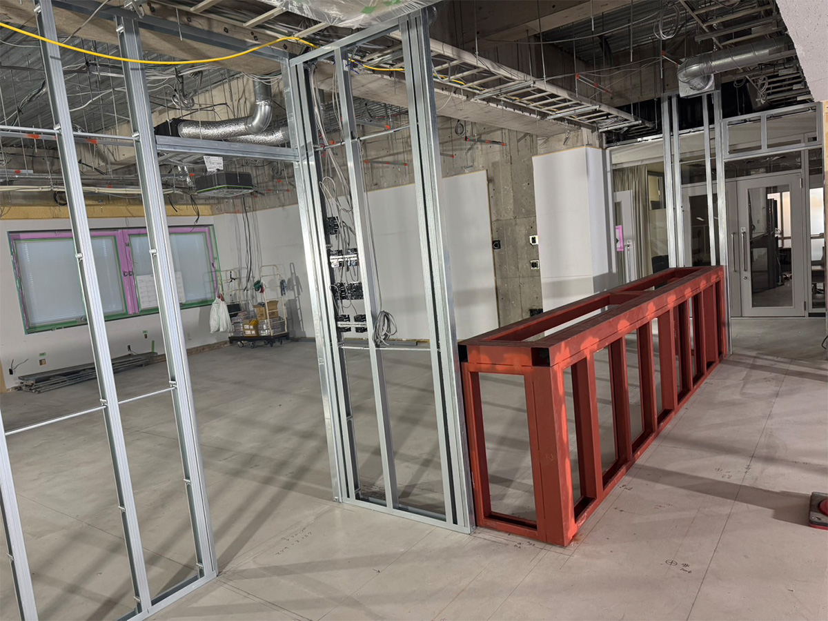 静岡日本語学院の内装工事の様子