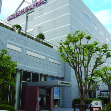 静岡産業技術専門学校の外観